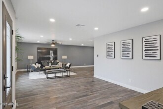 8444 E Bonita Dr in Scottsdale, AZ - Building Photo - Building Photo