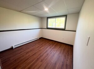 18 Chestnut Dr, Unit 102 in Topsham, ME - Building Photo - Building Photo