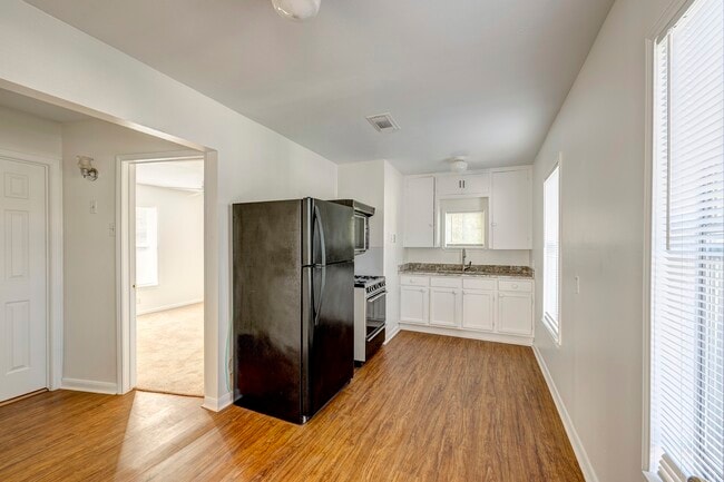 309 Second St