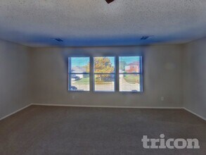 549 Linacre Dr in Crowley, TX - Building Photo - Building Photo