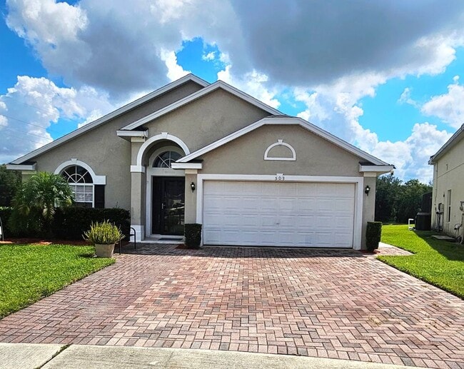 property at 503 Vizcay Way