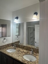 5613 Via Corona St in Los Angeles, CA - Building Photo - Building Photo