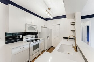 11520 Villa Grand in Ft. Myers, FL - Building Photo - Building Photo