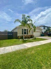 27721 SW 134th Ct in Homestead, FL - Building Photo - Building Photo