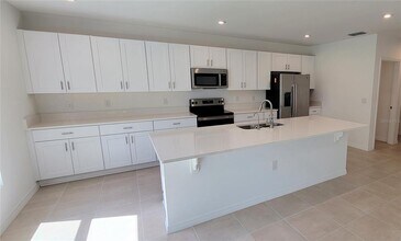 4278 Southern Vis Lp in St. Cloud, FL - Building Photo - Building Photo