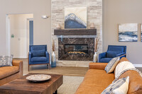 Commonwealth Apartments in Midlothian, VA - Building Photo - Interior Photo