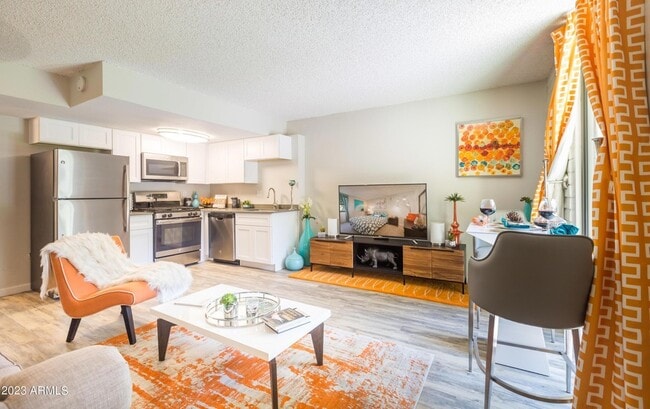 5900 E Thomas Rd in Scottsdale, AZ - Building Photo - Building Photo