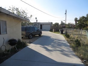 532 S Camino Los Banos in San Jacinto, CA - Building Photo - Building Photo