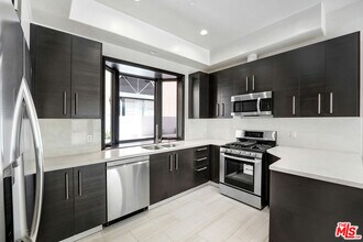 1621 Franklin St in Santa Monica, CA - Building Photo - Building Photo