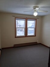 357 3rd Ave S, Unit Unit # 2 in South St. Paul, MN - Building Photo - Building Photo