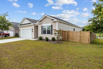 400 Louisia Mae Way in New Bern, NC - Building Photo - Building Photo