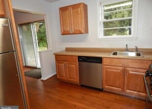 6916 Crafton Ln in Clinton, MD - Building Photo - Building Photo