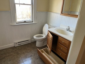 31 Logan Ave in Sharon, PA - Building Photo - Building Photo