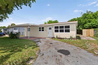 5901 NW 42nd Terrace in Fort Lauderdale, FL - Building Photo - Building Photo