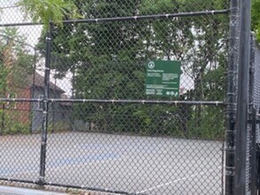 23 Munroe St, Unit #3 in Somerville, MA - Foto de edificio - Building Photo