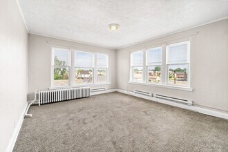 7100 Freda St in Dearborn, MI - Building Photo - Building Photo