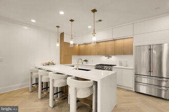 733 Euclid St NW in Washington, DC - Building Photo - Building Photo