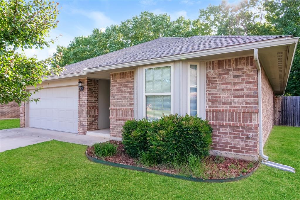 1338 Selborne Pl in Yukon, OK - Building Photo