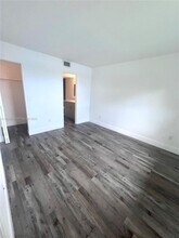 6715 W 26th Dr in Hialeah, FL - Building Photo - Building Photo