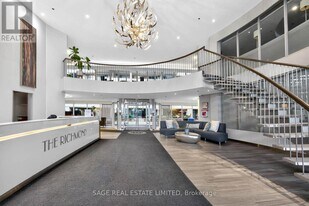 323 Richmond St E in Toronto, ON - Building Photo