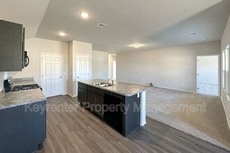 932 S Blackjack Ln in Mustang, OK - Building Photo - Building Photo