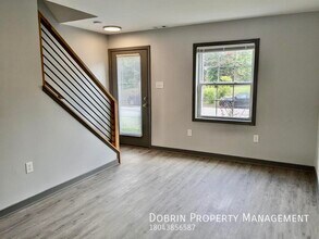 LIV Lakeview in Richmond, VA - Building Photo - Building Photo