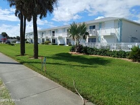 2470 Ocean Shore Blvd in Ormond Beach, FL - Building Photo