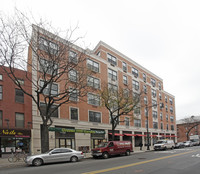 150 Clermont in Brooklyn, NY - Foto de edificio - Building Photo