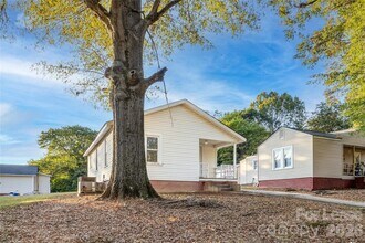 109 Cleveland Ave in Albemarle, NC - Building Photo - Building Photo
