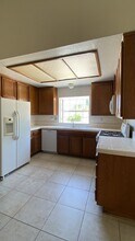 6005 Brougham St in Quartz Hill, CA - Building Photo - Building Photo