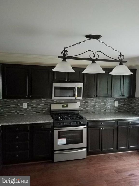 308 Stafford Glen Ct
