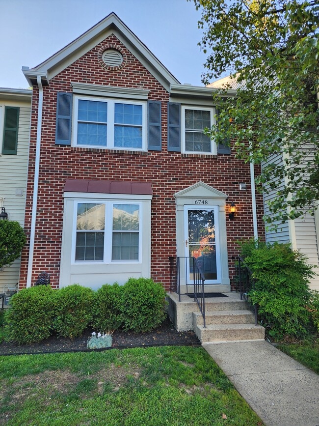 property at 6748 Jenny Leigh Ct