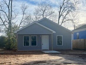 226 W Chappell St in Griffin, GA - Building Photo - Building Photo