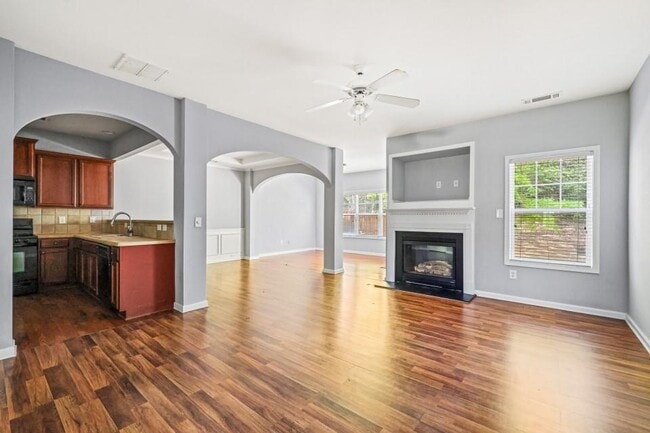 2892 Cross Creek Dr in Cumming, GA - Building Photo - Building Photo