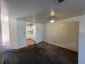 9560 E Lakeshore Dr in Prescott Valley, AZ - Building Photo - Building Photo