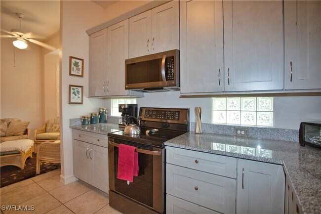 property at 825 Bentwater Cir