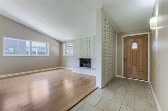817 Sherbrook Dr in Richardson, TX - Building Photo - Building Photo
