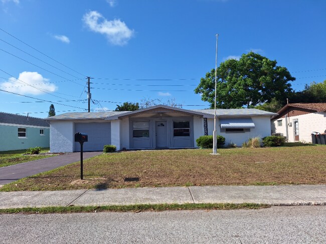 property at 5117 Beacon Hill Dr