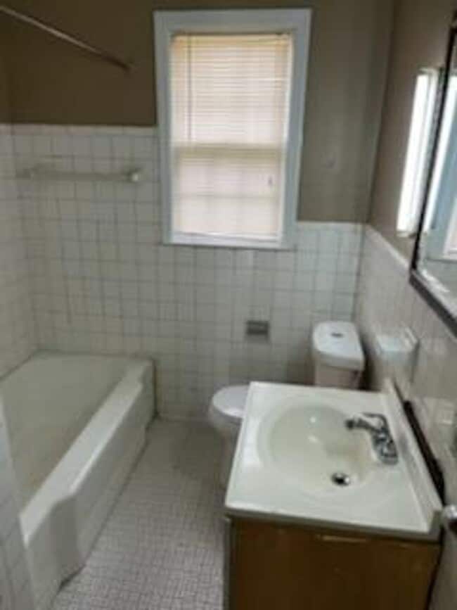 property at 1214 Wilson St