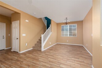 9123 Mount Wilson St in Las Vegas, NV - Building Photo - Building Photo