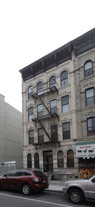 286 Willoughby Ave in Brooklyn, NY - Building Photo