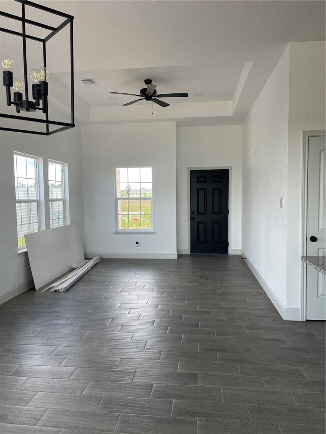 1610 Rd 5729 in Cleveland, TX - Building Photo - Building Photo