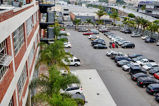 Texere Plaza Lofts in Los Angeles, CA - Foto de edificio - Building Photo