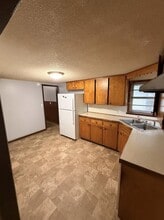 751 E Broadway St in Cushing, OK - Building Photo - Building Photo