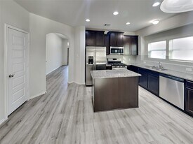 13619 Sloth Bear Ct in Crosby, TX - Building Photo