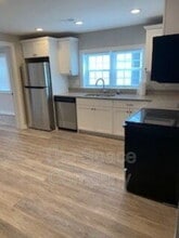 587 Rutledge Ave in Charleston, SC - Building Photo - Building Photo