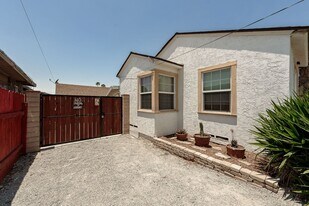 1176 2nd Ave in Chula Vista, CA - Building Photo