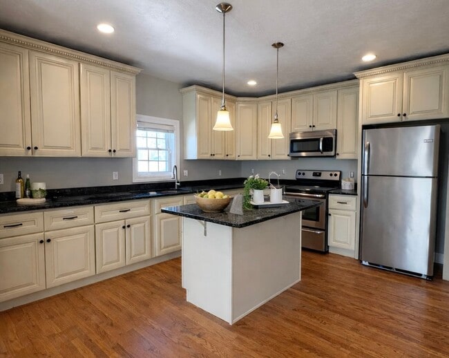 property at 283 Lincoln Ave