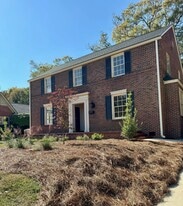 103 Gordon St in Lagrange, GA - Building Photo