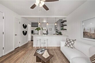 6137 Sterne Cir in Littleton, CO - Building Photo - Building Photo